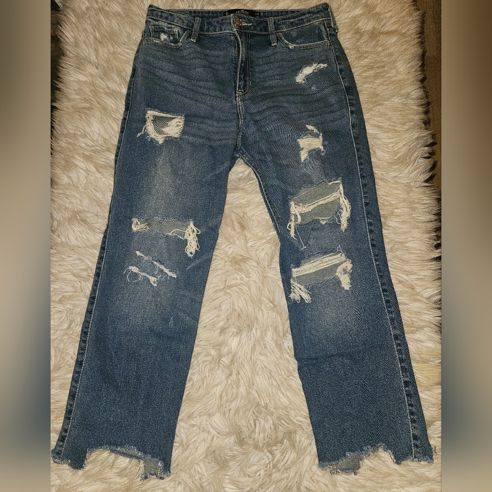 Hollister High-Rise Crop Slim Straight Jeans – Distressed, Size 9R (24.5” Inseam - Picture 1 of 4